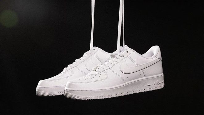 ！耐克 CEO 还透露了几个「大秘密」！AG真人平台app减产 AJ1、AF1(图2)
