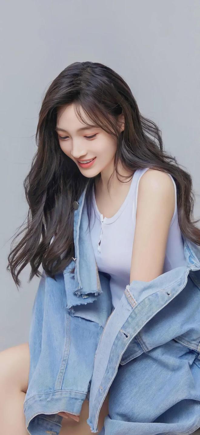 游戏草莓黄斑appag真人平台第一(图1)
